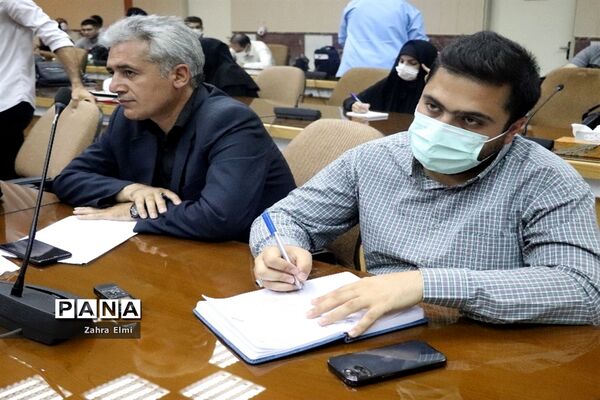 نشست خبری رئیس دانشگاه علوم پزشکی در تبریز