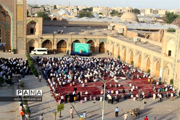 برگزاری نماز عید قربان در مسجدالنبی (ص) قزوین