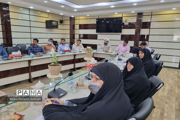 جلسه توجیهی طرح دانش‌آموز تراز انقلاب اسلامی