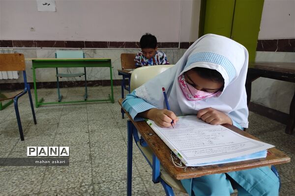 آزمون کتابخوانی دانش‌آموزی در گلوگاه