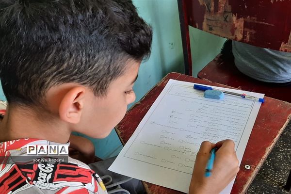 آزمون کتابخوانی دانش‌آموزی در ساری