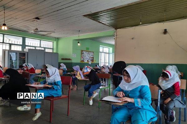 آزمون کتابخوانی دانش‌آموزی در ساری