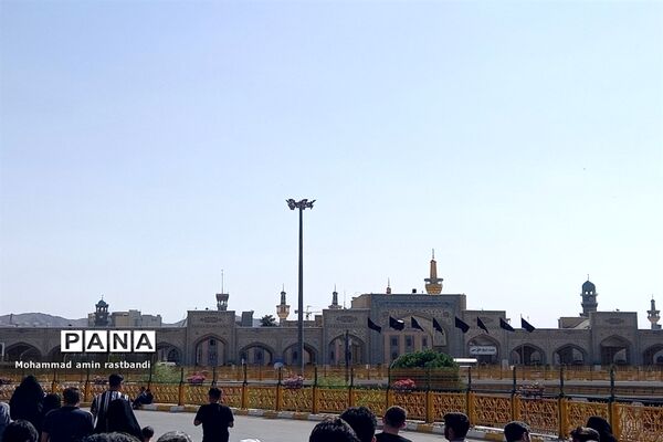 حال و هوای حرم رضوی از قربان تا غدیر