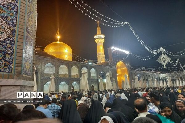 حال و هوای حرم رضوی از قربان تا غدیر