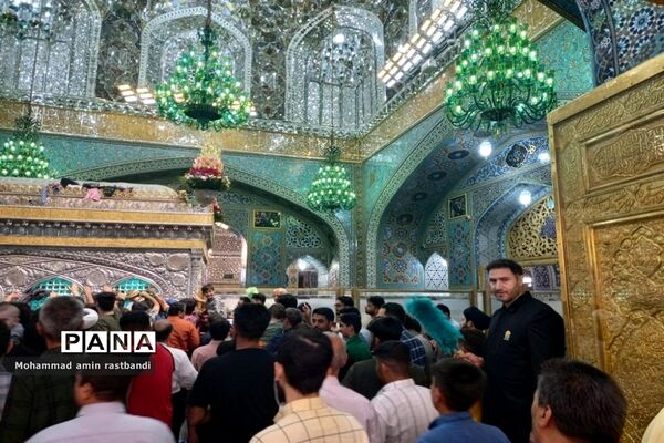 حال و هوای حرم رضوی از قربان تا غدیر