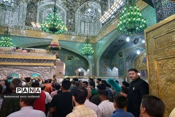 حال و هوای حرم رضوی از قربان تا غدیر