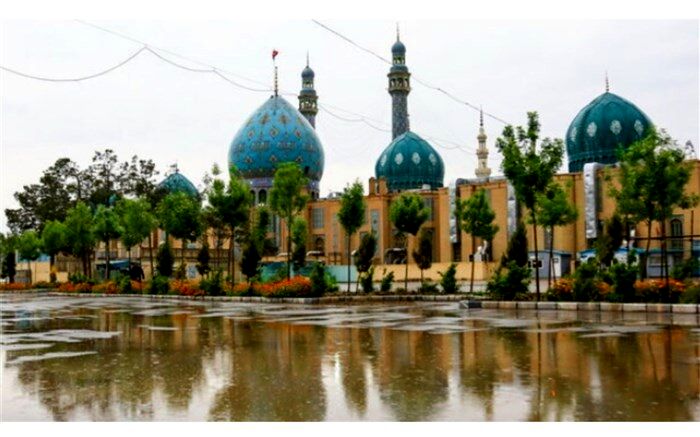 خوش‌نویسی 60 نوجوان همزمان با دهه ولایت در مسجد مقدس جمکران