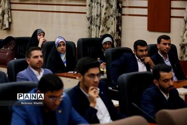 گردهمایی مجاهدان عرصه تربیت و تبیین