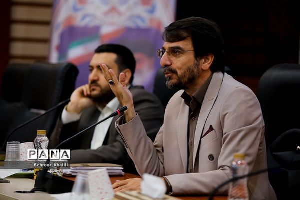 گردهمایی مجاهدان عرصه تربیت و تبیین