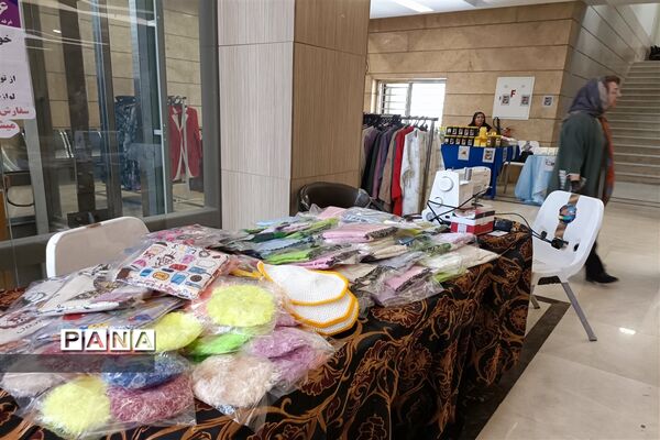 مراسم افتتاحیه سامانه جامع کسب و کار بانوان در باغ ملی شهرستان قدس