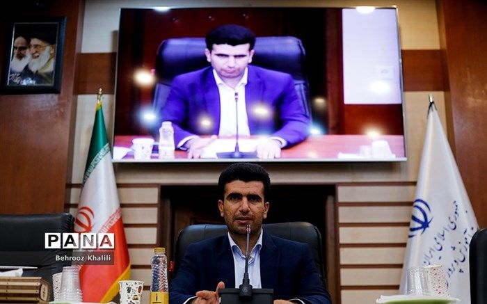 مدارس باید در ابعاد مختلف تمام‌ساحتی باشند