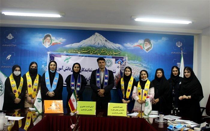 اعطای اعتبارنامه نماینده گلوگاه در هیأت رییسه مجلس دانش‌آموزی مازندران