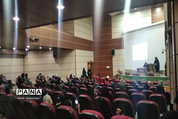 همایش فرهنگی و هنری بسیج خواهران شهر وحیدیه شهریار