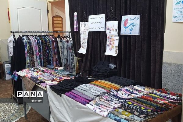 برپایی غرفه محصولات حجاب در دارالقرآن قدر شهرستان دماوند