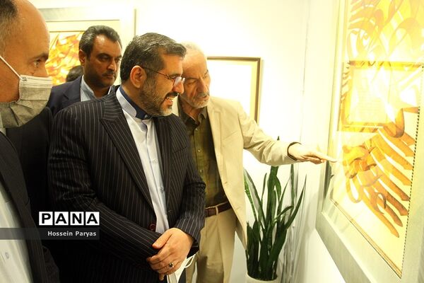 بازدید وزیر فرهنگ و ارشاد اسلامی از نمایشگاه خوشنویسی جلیل رسولی
