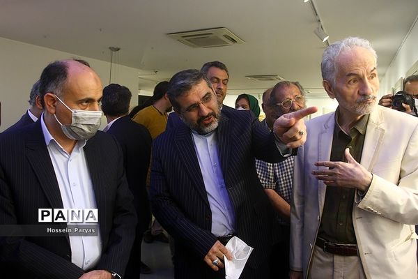 بازدید وزیر فرهنگ و ارشاد اسلامی از نمایشگاه خوشنویسی جلیل رسولی
