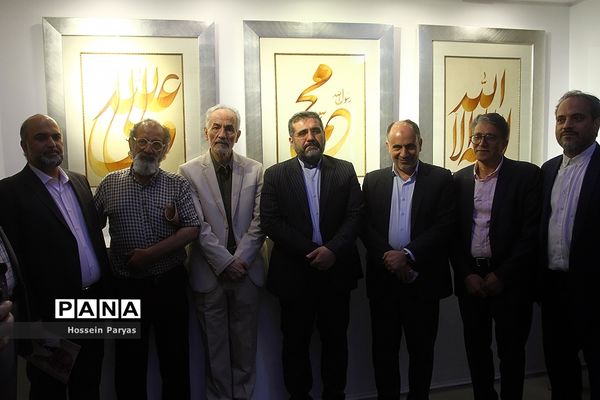 بازدید وزیر فرهنگ و ارشاد اسلامی از نمایشگاه خوشنویسی جلیل رسولی