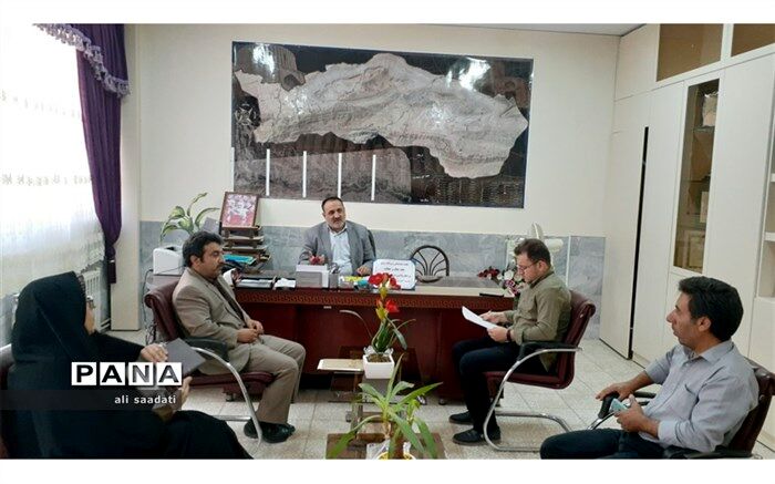 وظیفه اصلی آموزش و پرورش نهادینه‌کردن فرهنگ حجاب و عفاف در میان دانش‌آموزان  است