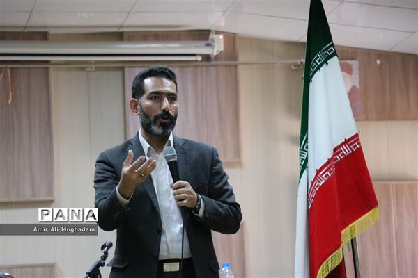 آموزش خبرنگاری به دانش آموزان عشایر کشور