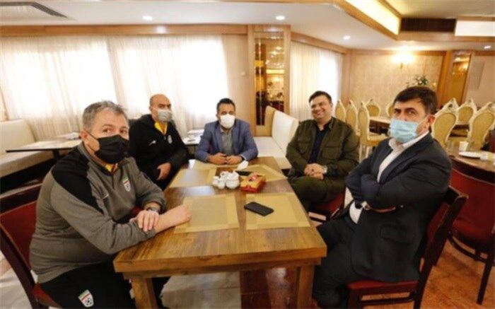 موش و گربه ‌بازی  بس است؛ اسکوچیچ  را تایید یا رد کنید