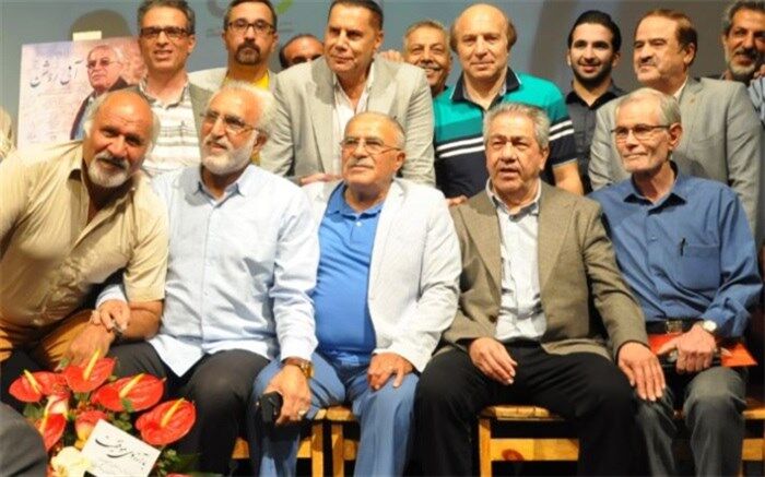 مستند «آبی روشن» با پاسداشت اسطوره باشگاه استقلال رونمایی شد