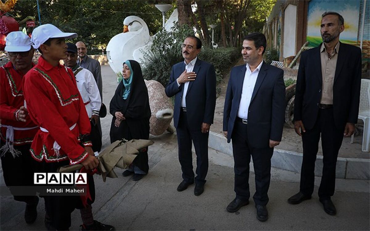کشف استعدادهای دانش‌آموزان عشایر در سفر و فرصت تربیتی مشهد مقدس
