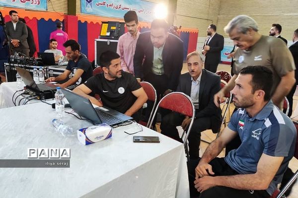 برگزاری طرح یکسان‌سازی آموزش فنون کشتی به مربیان سراسر ایران در رودهن