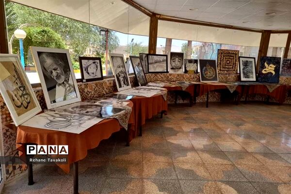 افتتاح نمایشگاه دستاوردهای دانش‌آموزان فرهنگی هنری در آباده