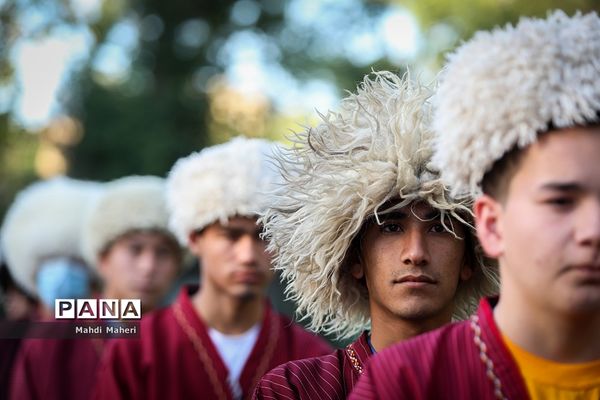 صبحگاه بیست و یکمین اردوی کشوری دانش‌آموزان پسر عشایر