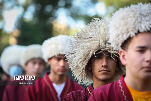 صبحگاه بیست و یکمین اردوی کشوری دانش‌آموزان پسر عشایر