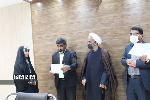 مراسم افتتاحیه مجلس دانش‌آموزی در آموزش و پرورش ناحیه 2 استان کرمان