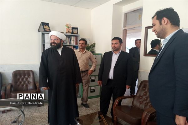 بازدید نماینده ترشیز از اداره آموزش و پرورش کاشمر