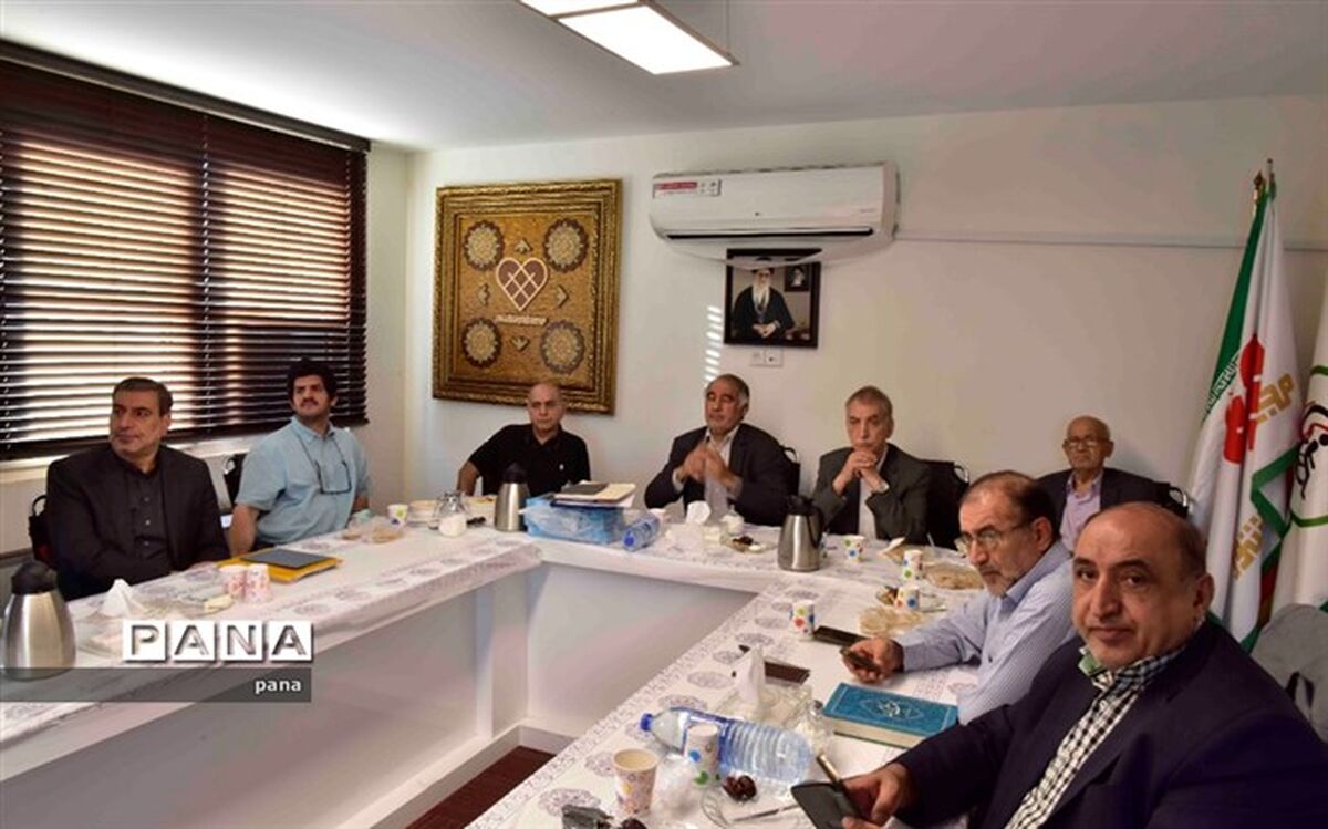 پرویز پرستویی  و رسول  خادم، رابط هنرمندان و ورزشکاران با مجمع خیرین کشور معرفی شدند