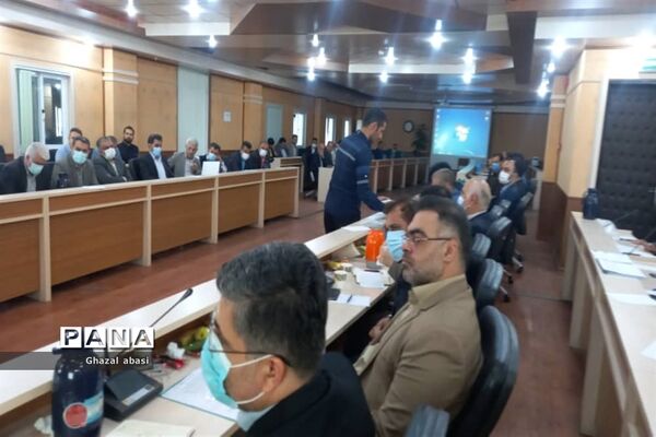 جلسه کارگروه توسعه، برنامه‌ریزی و عمران در شهرستان محمودآباد