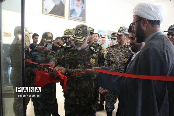 افتتاح نگارخانه مقاومت و برگزاری نشست تشریح یادواره شهدای ارتش در قم