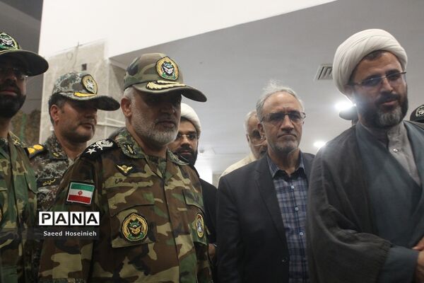 افتتاح نگارخانه مقاومت و برگزاری نشست تشریح یادواره شهدای ارتش در قم