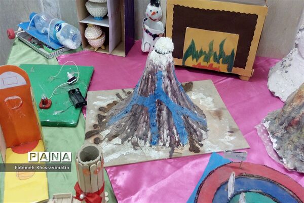 افتتاحیه پایگاه تابستانی مدرسه فروغ خدیجه (س) ناحیه ری یک