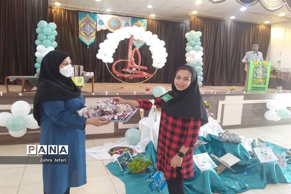برگزاری مراسم جشن عید غدیر‌ در مدارس آباده