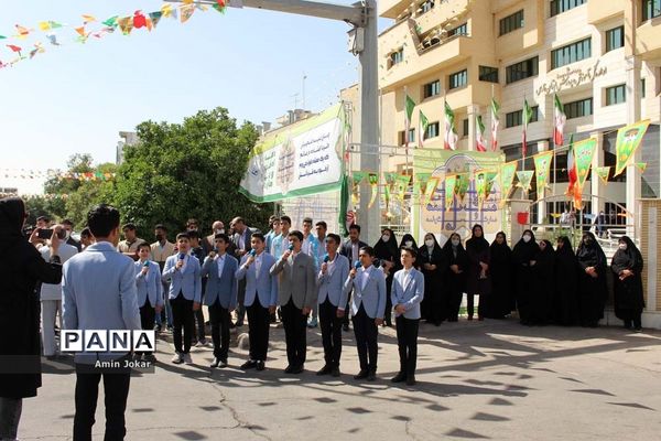 برپایی موکب مرکزی فرهنگیان و دانش‌آموزان استان فارس
