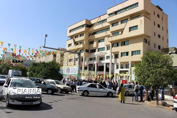 برپایی موکب مرکزی فرهنگیان و دانش‌آموزان استان فارس