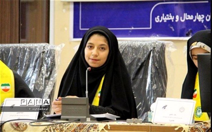 هدف از حضور در مجلس دانش‌آموزی، حل مشکلات دانش‌آموزان و مدارس است
