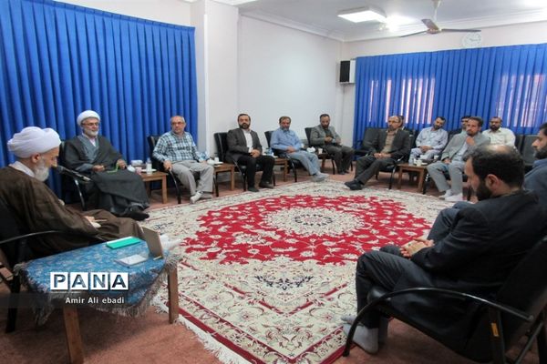 دیدار رئیس دفتر نظارت و بازرسی انتخابات با نماینده ولی فقیه