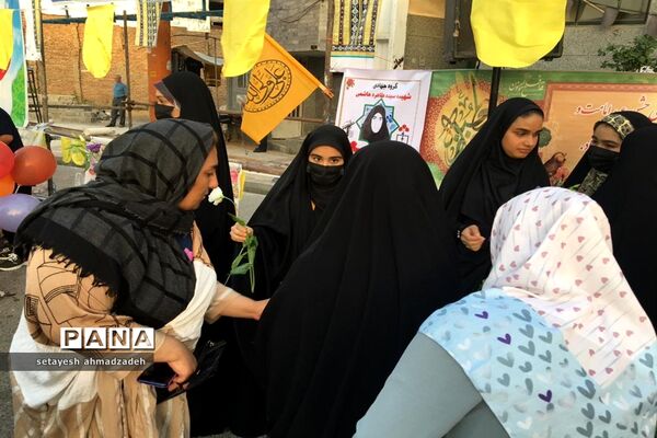 موکب مجلس دانش‌آموزی دختران شهرستان گلوگاه در شب عید غدیر