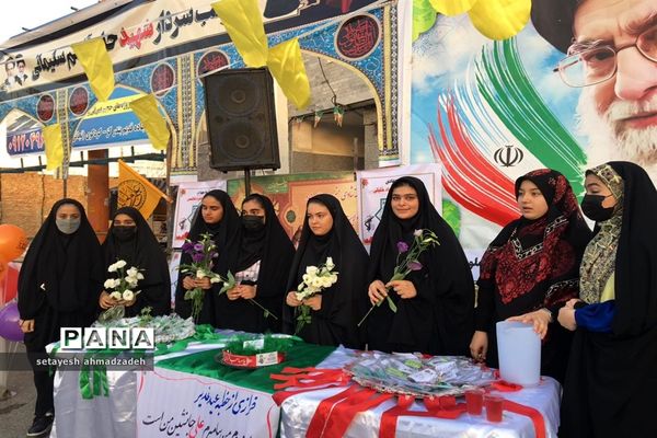 موکب مجلس دانش‌آموزی دختران شهرستان گلوگاه در شب عید غدیر