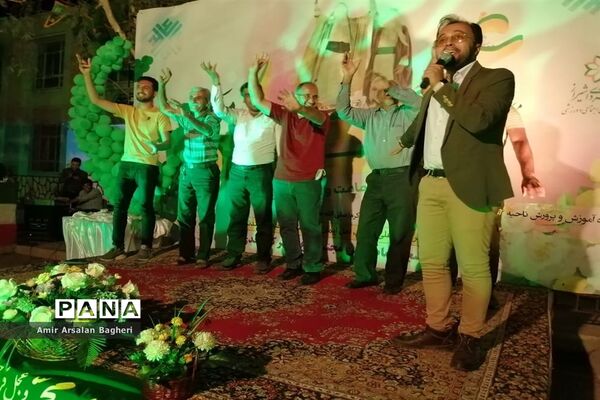 جشن بزرگ غدیر در دبستان غدیر