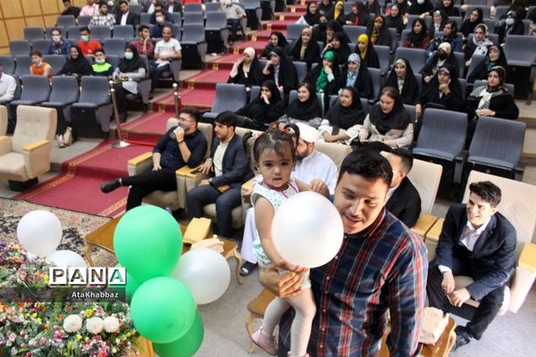 دانشجویان غدیری