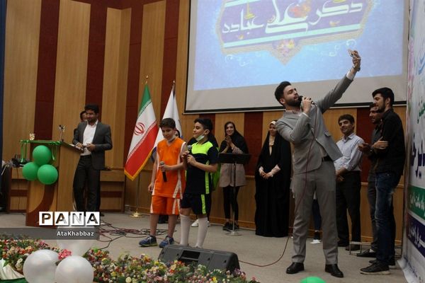 دانشجویان غدیری