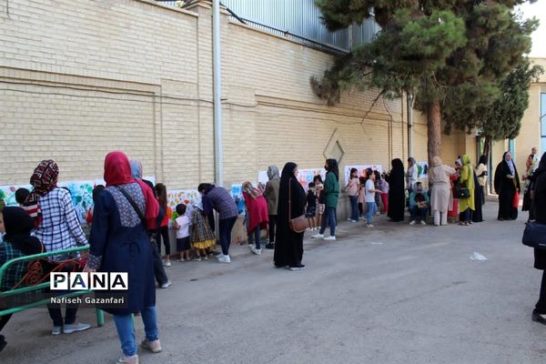 برگزاری جشنواره رنگ‌ها و آب‌ها ویژه کودکان در شیراز