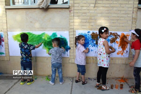 برگزاری جشنواره رنگ‌ها و آب‌ها ویژه کودکان در شیراز
