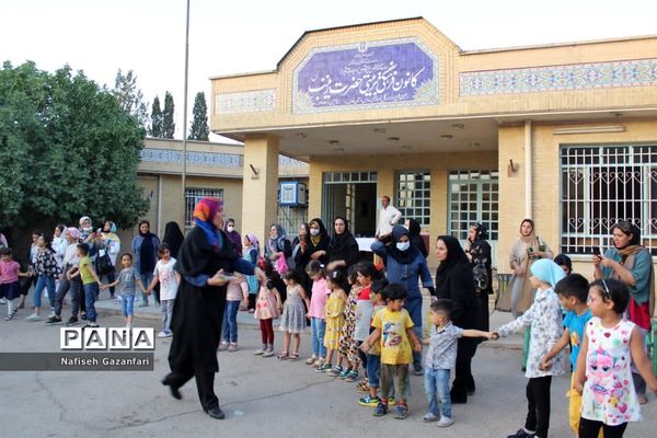 برگزاری جشنواره رنگ‌ها و آب‌ها ویژه کودکان در شیراز